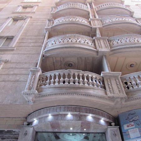Beautiful Sea View At Miami Beach & Montaza Palace With Wi-Fi, شقة بجوار شاطئ ميامي و قصر المنتزة ترى البحر منظر جميل Alexandria Exterior foto